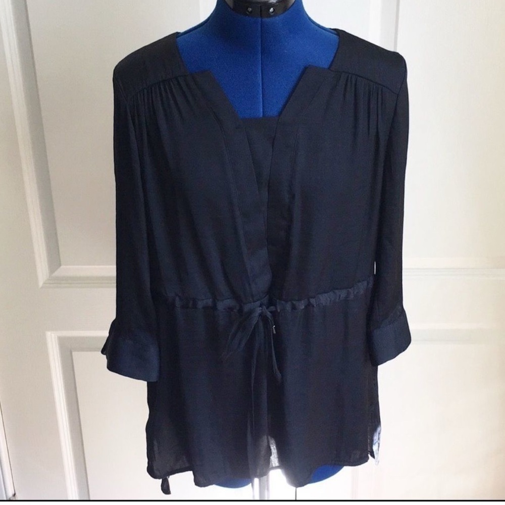 New black Vera Wang over shirt